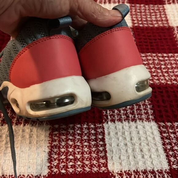 Mishansha Sneakers - Picture 3 of 4